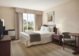 Days Inn by Wyndham Brantford 5