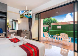 The Thames Pool Access Resort & Villa - SHA Extra Plus 5