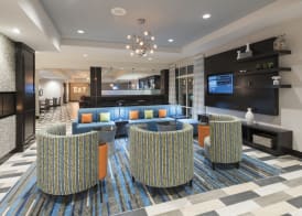 Holiday Inn INDIANAPOLIS AIRPORT by IHG 2