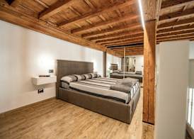 Sunrise Apartment by Mamo Florence 5