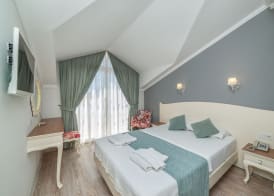 Majestic Hotel 5