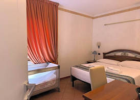 EURO HOUSE INN airport 3