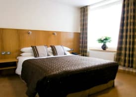 Blooms Hotel 3