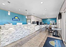 Days Inn by Wyndham Gainesville 2