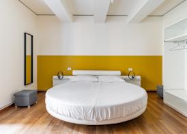 Strada Maggiore Apts by Wonderful Italy 4