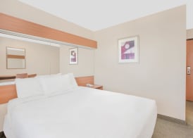 Microtel Inn & Suites by Wyndham Colfax/Newton 4