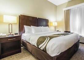 Quality Suites Graham - Burlington South 5