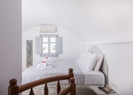 Secret Earth Villas - Santorini 4