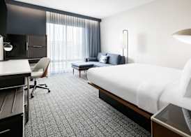 Courtyard by Marriott New Castle 5