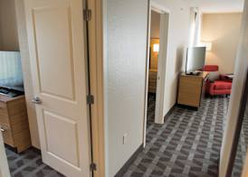 TownePlace Suites by Marriott Battle Creek 5