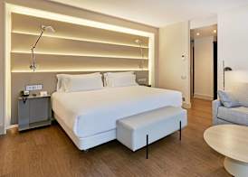 NH Sants Barcelona 5