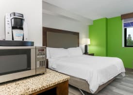 Holiday Inn Express & Suites FORT WORTH DOWNTOWN by IHG 5