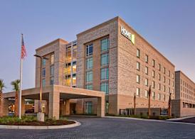 Home2 Suites Charleston West Ashley 5