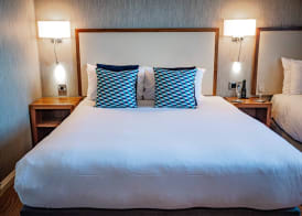 Eyre Square Hotel 3