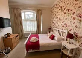 The Coach House 4