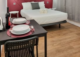 The Jolie Apartments 4