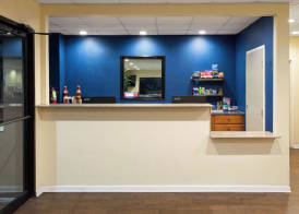 Days Inn by Wyndham Biloxi Beach 2