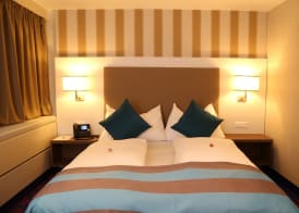 My Home Hotel - Free Parking 5