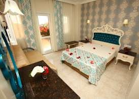Turk Hotel 4