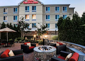 Hilton Garden Inn Melville 4