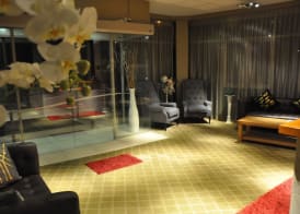 Ocean Breeze Hotel 4