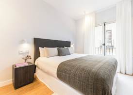 Edmond Vibes Plaza de España Suites 2