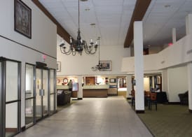 Clarion Hotel & Conference Center Lansing West 2
