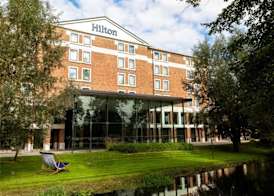 Hilton London Heathrow Airport Terminal 5 4