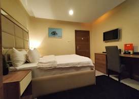 Iris Hotel 5