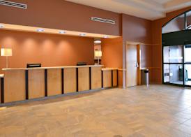 Holiday Inn Express BREEZEWOOD by IHG 2