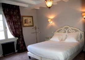 Logis Hotel Restaurant Le Cheval Blanc 2