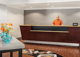Hampton Inn Fairmont 4