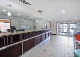 Best Western Plus Chicagoland - Countryside 3