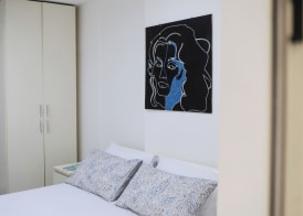 Napoli Centrale Budget Apartment by Wonderful Italy 5