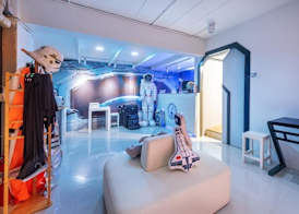 Space Station Hostel 2
