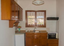 Takis Apartments Sidari 4