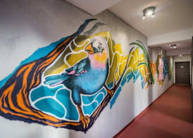 Graffiti Hotel Rooftop - Central Location 4