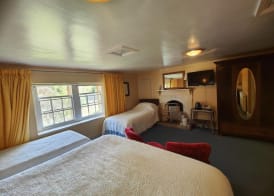 The Manor Farm Alderton 2