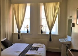 Assheton Hotel 4