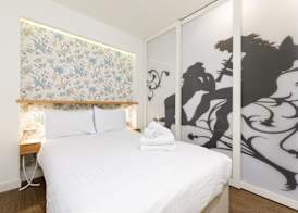 London Bridge Boutique Apartments by Viridian Apartments 4