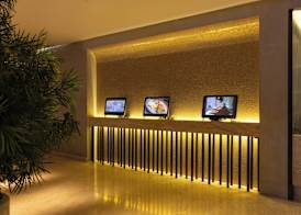 LiT BANGKOK Hotel 2