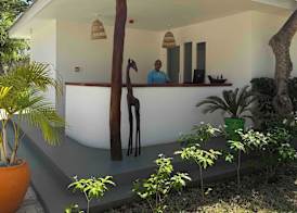 MANOLO Beach Resort 2