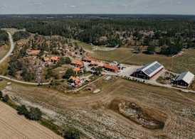 Bergs Gård & Hållsvikens Gård 2