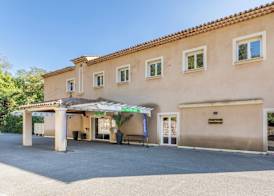 Appartement dans Residence – Le Domaine de Camiole 2