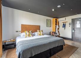 Crescent Place by Mansley 5