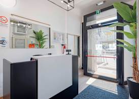 Urban Hotel 2