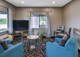 Quality Inn & Suites Grand Prairie South 3
