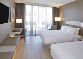 AC Hotel by Marriott Miami Beach 5