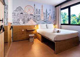 easyHotel Alicante Centro 4