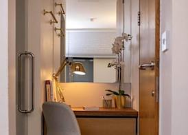The Luxury Inn 5